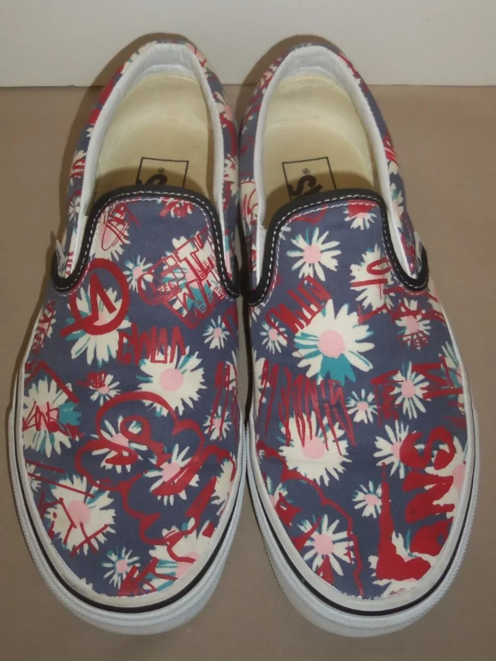 Vans Mens 7.5 Womens 9.0 Slip-Ons Blue Red Good Condition